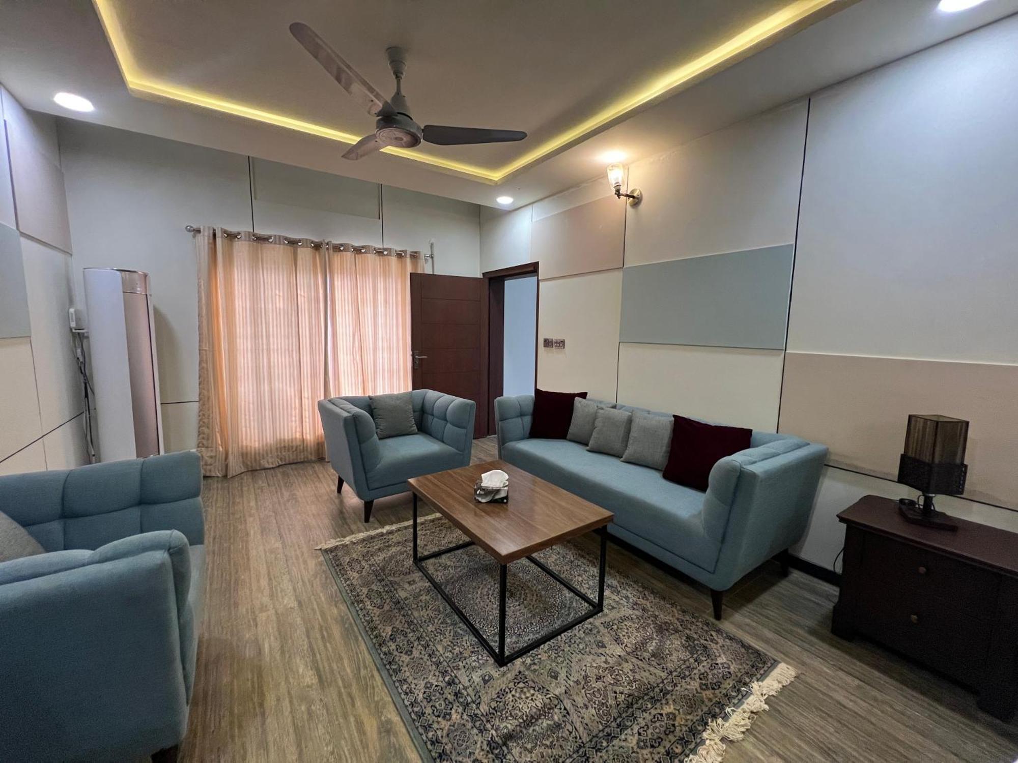 Deluxe King Room In Silverscape Residence Rawalpindi Zewnętrze zdjęcie